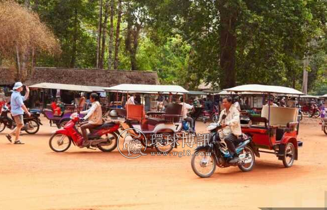 柬埔寨网约嘟嘟车与街头嘟嘟车：谁安全，谁胜出？