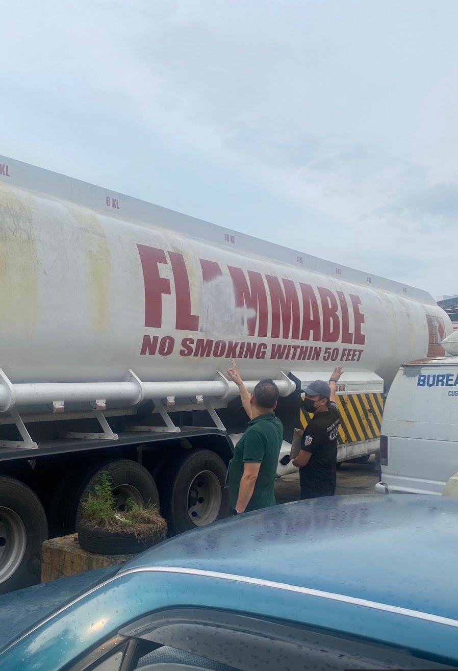 菲律宾海关局查获2.1万升走私柴油