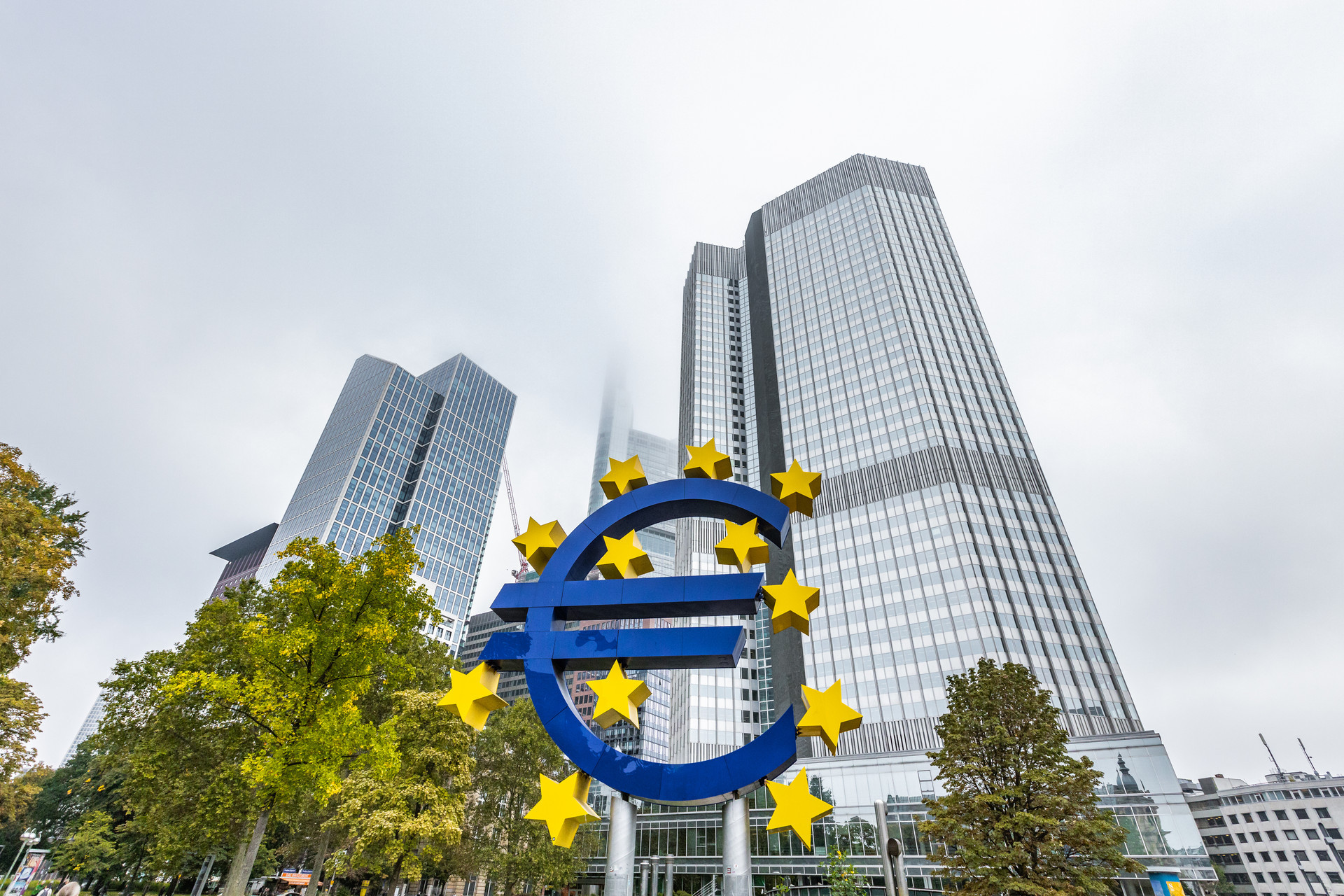CPI超9%！欧委会：欧元区经济将在今年第四季度陷入衰退