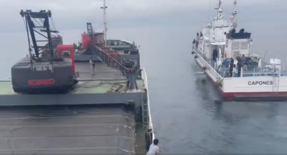 菲律宾海警否认发生劫船事件